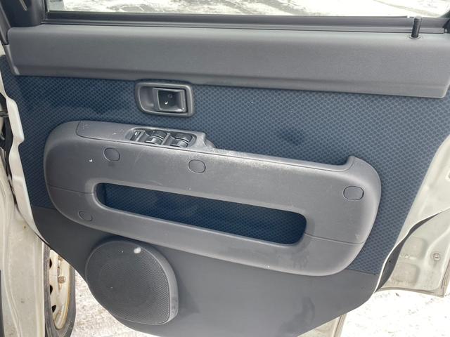 ハイゼットカーゴ クルーズ　４ＷＤ　ＥＴＣ　スタッドレスタイヤ　電動格納ミラー　キーレス　エアコン　パワステ　ＡＢＳ（30枚目）