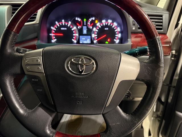 ヴェルファイア 　ＡＢＳ　ナビ付　両側パワースライドドア　後席ウォークスルー　ステアリングリモコン　エアコン　納車時車検２年付き（13枚目）