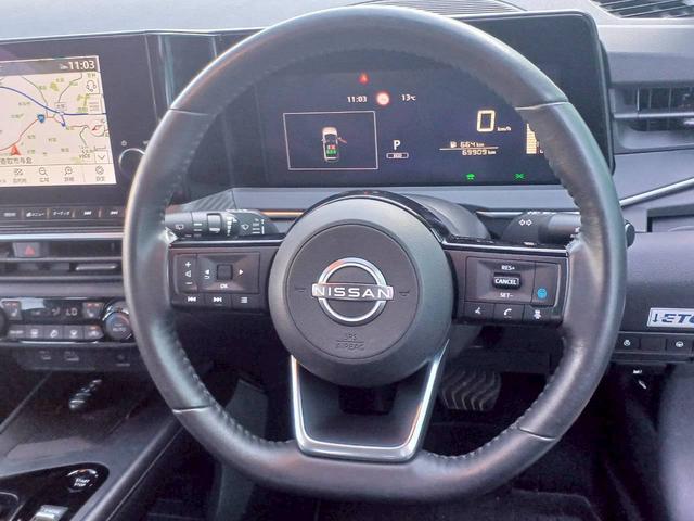 ノート X FOUR ハイブリッド4WD/プロパイロット/メーカー純正コネクトナビ/フルセグTV/アラウンドビューモニター/デジタルインナーミラー/エマージェンシーブレーキ/ワイヤレス充電/シートヒーター/ステアヒーター(8枚目)