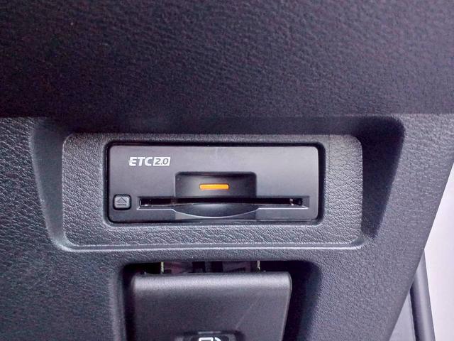 ノート X FOUR ハイブリッド4WD/プロパイロット/メーカー純正コネクトナビ/フルセグTV/アラウンドビューモニター/デジタルインナーミラー/エマージェンシーブレーキ/ワイヤレス充電/シートヒーター/ステアヒーター(20枚目)