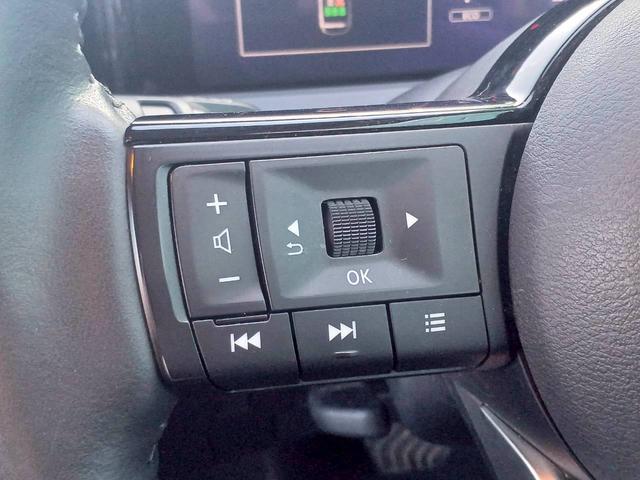 ノート X FOUR ハイブリッド4WD/プロパイロット/メーカー純正コネクトナビ/フルセグTV/アラウンドビューモニター/デジタルインナーミラー/エマージェンシーブレーキ/ワイヤレス充電/シートヒーター/ステアヒーター(22枚目)