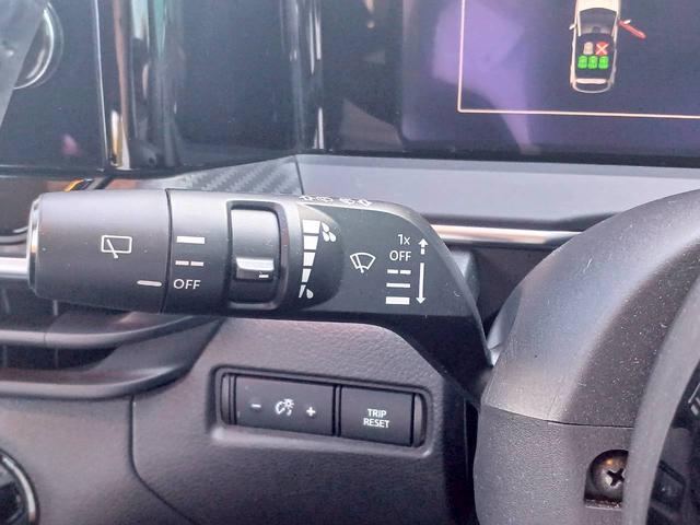 ノート X FOUR ハイブリッド4WD/プロパイロット/メーカー純正コネクトナビ/フルセグTV/アラウンドビューモニター/デジタルインナーミラー/エマージェンシーブレーキ/ワイヤレス充電/シートヒーター/ステアヒーター(23枚目)