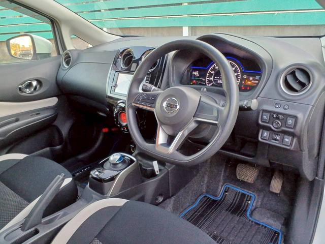 ノート e-パワー X 純正ナビ/フルセグTV/アラウンドビューモニター/デジタルインナーミラー/エマージェンシーブレーキ/インテリジェントキー/プッシュスタート/車検整備付き/アップルあんしんライト保証1年付き/(11枚目)