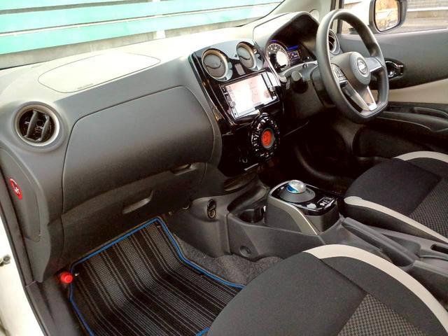 ノート e-パワー X 純正ナビ/フルセグTV/アラウンドビューモニター/デジタルインナーミラー/エマージェンシーブレーキ/インテリジェントキー/プッシュスタート/車検整備付き/アップルあんしんライト保証1年付き/(34枚目)