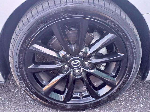 MAZDA3ファストバック Xバーガンディ セレクション ハイブリッド4WD/赤革/マツダコネクトナビ/フルセグTV/360カメラ/ヘッドアップディスプレイ/クルージングトラフィックサポート/LEDライト/パワーシート/シートヒーター/オートエグゼハンドル(21枚目)