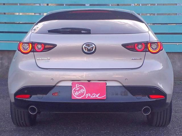 MAZDA3ファストバック Xバーガンディ セレクション ハイブリッド4WD/赤革/マツダコネクトナビ/フルセグTV/360カメラ/ヘッドアップディスプレイ/クルージングトラフィックサポート/LEDライト/パワーシート/シートヒーター/オートエグゼハンドル(24枚目)