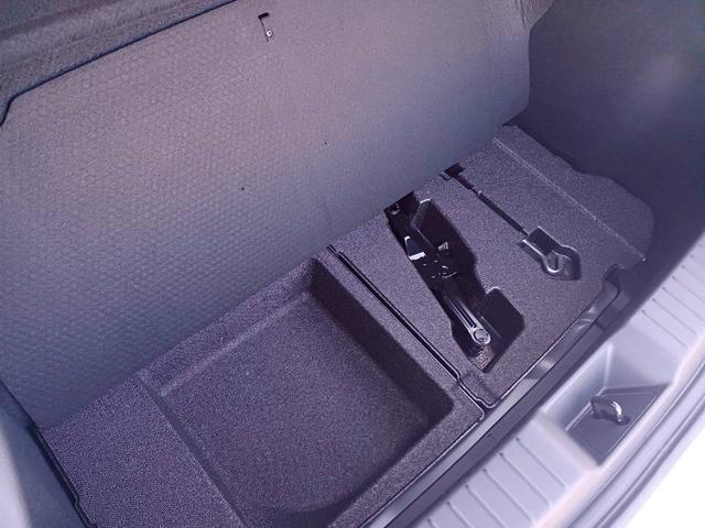 MAZDA3ファストバック Xバーガンディ セレクション ハイブリッド4WD/赤革/マツダコネクトナビ/フルセグTV/360カメラ/ヘッドアップディスプレイ/クルージングトラフィックサポート/LEDライト/パワーシート/シートヒーター/オートエグゼハンドル(47枚目)