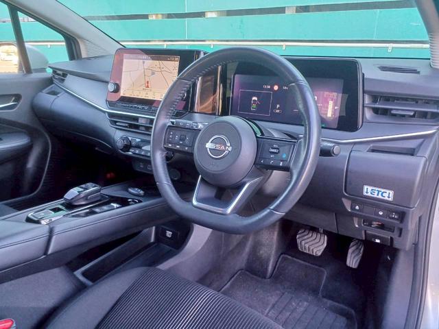 ノート X FOUR ハイブリッド4WD/プロパイロット/メーカー純正コネクトナビ/フルセグTV/全方位カメラ/デジタルインナーミラー/ワイヤレス充電/シートヒーター/ステアリングヒーター/ETC/USB/車検整備付き(30枚目)