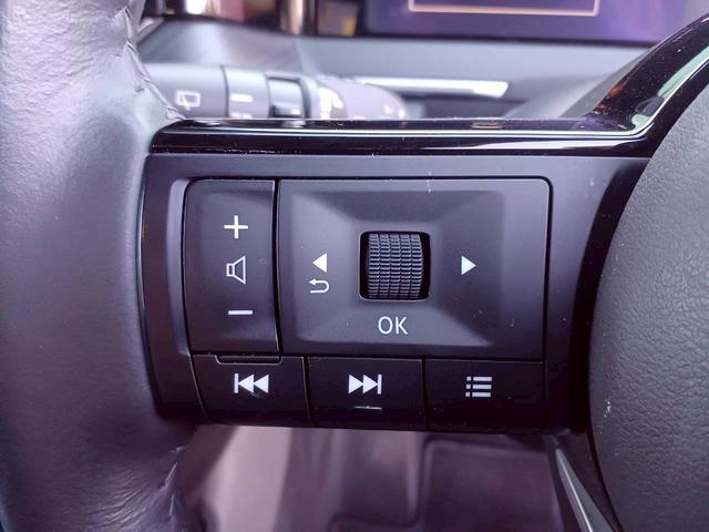 ノート X FOUR ハイブリッド4WD/プロパイロット/メーカー純正コネクトナビ/フルセグTV/全方位カメラ/デジタルインナーミラー/ワイヤレス充電/シートヒーター/ステアリングヒーター/ETC/USB/車検整備付き(32枚目)