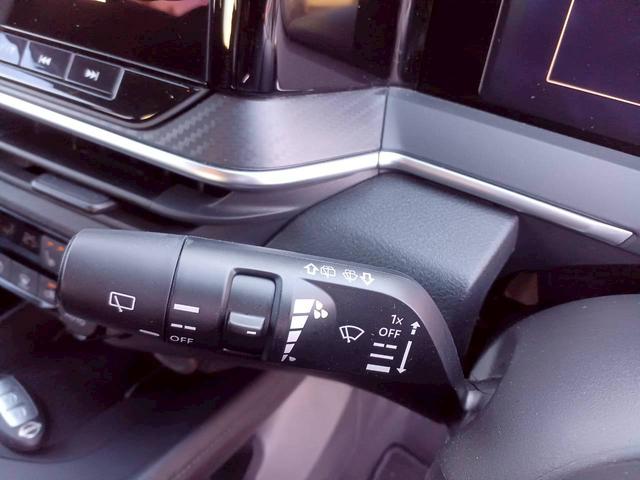 ノート X FOUR ハイブリッド4WD/プロパイロット/メーカー純正コネクトナビ/フルセグTV/全方位カメラ/デジタルインナーミラー/ワイヤレス充電/シートヒーター/ステアリングヒーター/ETC/USB/車検整備付き(33枚目)