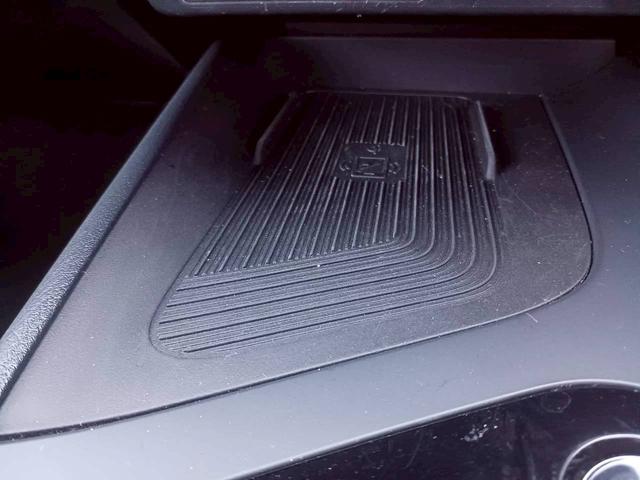 ノート X FOUR ハイブリッド4WD/プロパイロット/メーカー純正コネクトナビ/フルセグTV/全方位カメラ/デジタルインナーミラー/ワイヤレス充電/シートヒーター/ステアリングヒーター/ETC/USB/車検整備付き(36枚目)