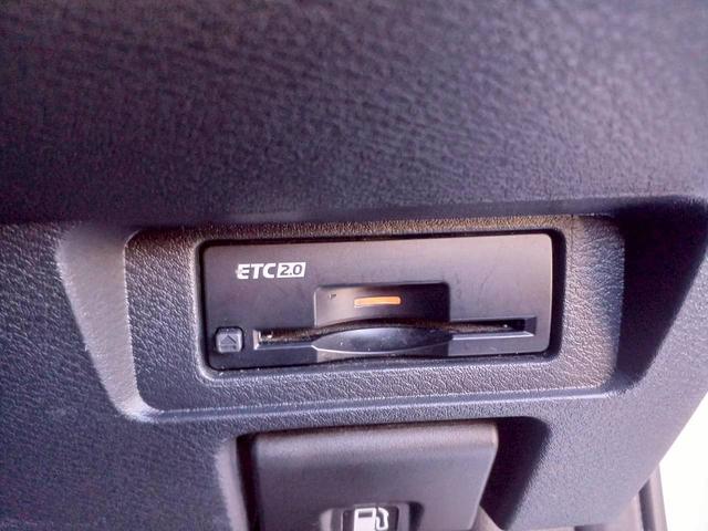 ノート X FOUR ハイブリッド4WD/プロパイロット/メーカー純正コネクトナビ/フルセグTV/全方位カメラ/デジタルインナーミラー/ワイヤレス充電/シートヒーター/ステアリングヒーター/ETC/USB/車検整備付き(37枚目)