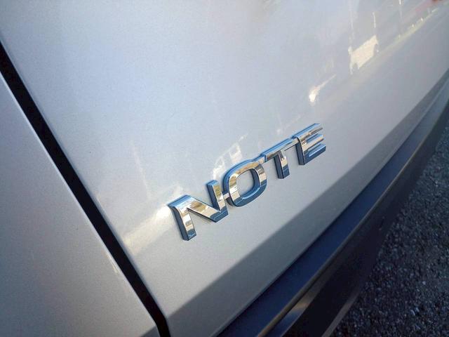 ノート X FOUR ハイブリッド4WD/プロパイロット/メーカー純正コネクトナビ/フルセグTV/全方位カメラ/デジタルインナーミラー/ワイヤレス充電/シートヒーター/ステアリングヒーター/ETC/USB/車検整備付き(53枚目)