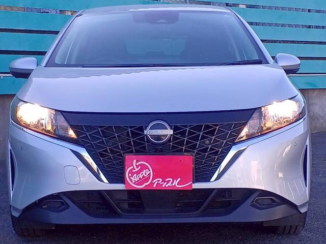 ノート X FOUR ハイブリッド4WD/プロパイロット/メーカー純正コネクトナビ/フルセグTV/全方位カメラ/デジタルインナーミラー/ワイヤレス充電/シートヒーター/ステアリングヒーター/ETC/USB/車検整備付き(2枚目)