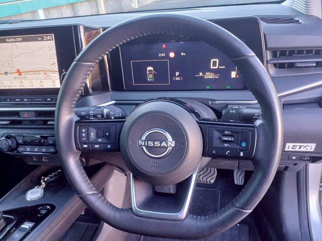 ノート X FOUR ハイブリッド4WD/プロパイロット/メーカー純正コネクトナビ/フルセグTV/全方位カメラ/デジタルインナーミラー/ワイヤレス充電/シートヒーター/ステアリングヒーター/ETC/USB/車検整備付き(7枚目)