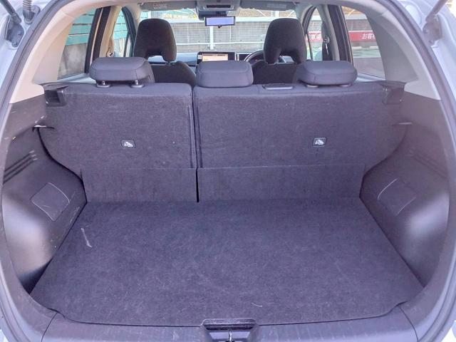 ノート X FOUR ハイブリッド4WD/プロパイロット/メーカー純正コネクトナビ/フルセグTV/全方位カメラ/デジタルインナーミラー/ワイヤレス充電/シートヒーター/ステアリングヒーター/ETC/USB/車検整備付き(17枚目)