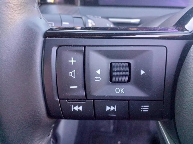 ノート X FOUR ハイブリッド4WD/プロパイロット/メーカー純正コネクトナビ/フルセグTV/全方位カメラ/デジタルインナーミラー/ワイヤレス充電/シートヒーター/ステアリングヒーター/ETC/USB/車検整備付き(30枚目)