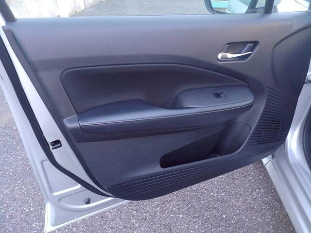 ノート X FOUR ハイブリッド4WD/プロパイロット/メーカー純正コネクトナビ/フルセグTV/全方位カメラ/デジタルインナーミラー/ワイヤレス充電/シートヒーター/ステアリングヒーター/ETC/USB/車検整備付き(47枚目)