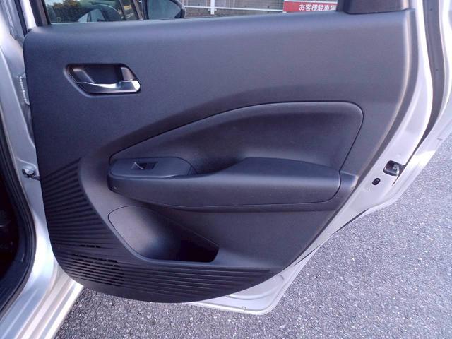 ノート X FOUR ハイブリッド4WD/プロパイロット/メーカー純正コネクトナビ/フルセグTV/全方位カメラ/デジタルインナーミラー/ワイヤレス充電/シートヒーター/ステアリングヒーター/ETC/USB/車検整備付き(48枚目)