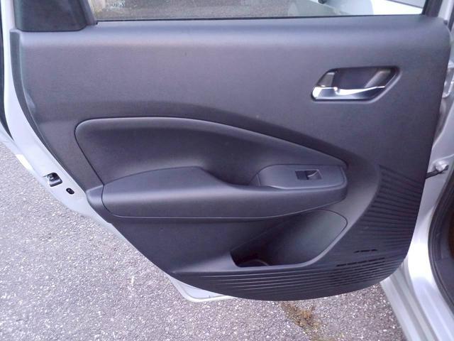 ノート X FOUR ハイブリッド4WD/プロパイロット/メーカー純正コネクトナビ/フルセグTV/全方位カメラ/デジタルインナーミラー/ワイヤレス充電/シートヒーター/ステアリングヒーター/ETC/USB/車検整備付き(49枚目)