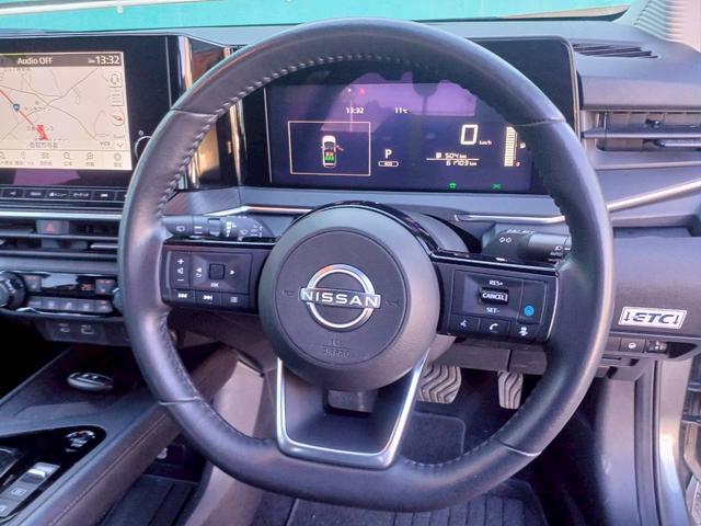 ノート X FOUR ハイブリッド4WD/プロパイロット/メーカー純正コネクトナビ/フルセグTV/全方位カメラ/デジタルインナーミラー/ワイヤレス充電/シートヒーター/ステアリングヒーター/ETC/USB/車検整備付き(7枚目)