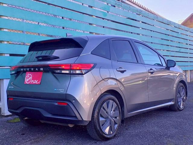 ノート X FOUR ハイブリッド4WD/プロパイロット/メーカー純正コネクトナビ/フルセグTV/全方位カメラ/デジタルインナーミラー/ワイヤレス充電/シートヒーター/ステアリングヒーター/ETC/USB/車検整備付き(21枚目)