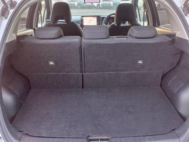 ノート X FOUR ハイブリッド4WD/プロパイロット/メーカー純正コネクトナビ/フルセグTV/全方位カメラ/デジタルインナーミラー/ワイヤレス充電/シートヒーター/ステアリングヒーター/ETC/USB/車検整備付き(17枚目)