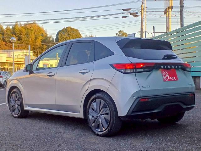 ノート X FOUR ハイブリッド4WD/プロパイロット/メーカー純正コネクトナビ/フルセグTV/全方位カメラ/デジタルインナーミラー/ワイヤレス充電/シートヒーター/ステアリングヒーター/ETC/USB/車検整備付き(19枚目)