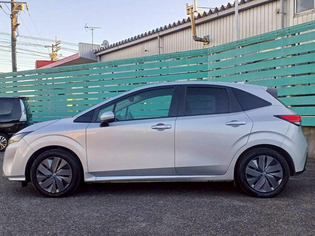 ノート X FOUR ハイブリッド4WD/プロパイロット/メーカー純正コネクトナビ/フルセグTV/全方位カメラ/デジタルインナーミラー/ワイヤレス充電/シートヒーター/ステアリングヒーター/ETC/USB/車検整備付き(22枚目)