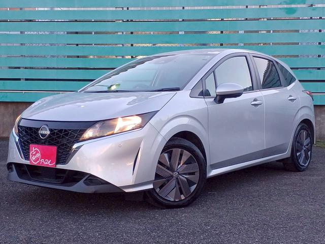 ノート X FOUR ハイブリッド4WD/プロパイロット/メーカー純正コネクトナビ/フルセグTV/全方位カメラ/デジタルインナーミラー/ワイヤレス充電/シートヒーター/ステアリングヒーター/ETC/USB/車検整備付き(26枚目)