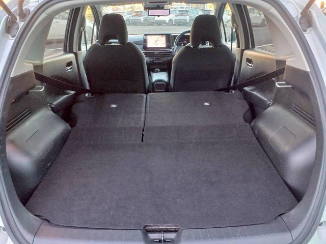 ノート X FOUR ハイブリッド4WD/プロパイロット/メーカー純正コネクトナビ/フルセグTV/全方位カメラ/デジタルインナーミラー/ワイヤレス充電/シートヒーター/ステアリングヒーター/ETC/USB/車検整備付き(38枚目)