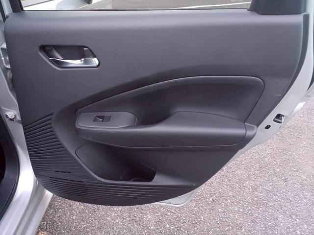 ノート X FOUR ハイブリッド4WD/プロパイロット/メーカー純正コネクトナビ/フルセグTV/全方位カメラ/デジタルインナーミラー/ワイヤレス充電/シートヒーター/ステアリングヒーター/ETC/USB/車検整備付き(45枚目)