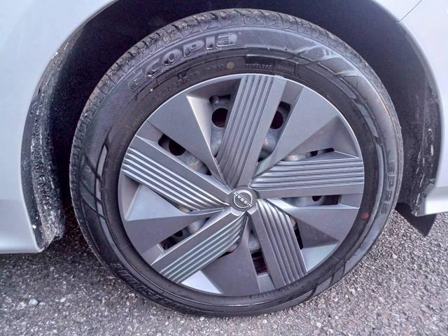 ノート X FOUR ハイブリッド4WD/プロパイロット/メーカー純正コネクトナビ/フルセグTV/全方位カメラ/デジタルインナーミラー/ワイヤレス充電/シートヒーター/ステアリングヒーター/ETC/USB/車検整備付き(50枚目)