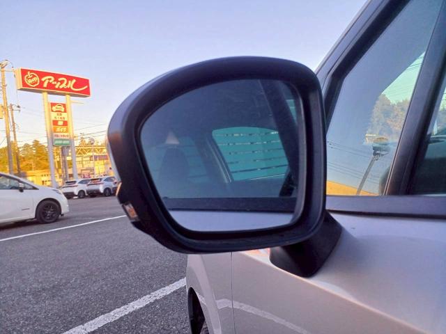 ノート X FOUR ハイブリッド4WD/プロパイロット/メーカー純正コネクトナビ/フルセグTV/全方位カメラ/デジタルインナーミラー/ワイヤレス充電/シートヒーター/ステアリングヒーター/ETC/USB/車検整備付き(58枚目)