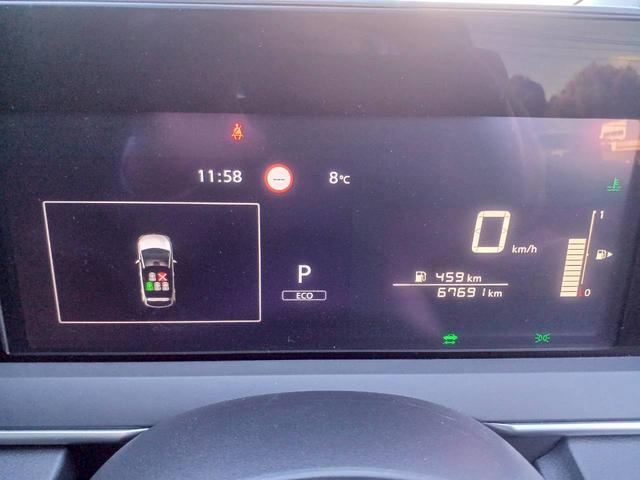 ノート X FOUR ハイブリッド4WD/プロパイロット/メーカー純正コネクトナビ/フルセグTV/全方位カメラ/デジタルインナーミラー/ワイヤレス充電/シートヒーター/ステアリングヒーター/ETC/USB/車検整備付き(29枚目)