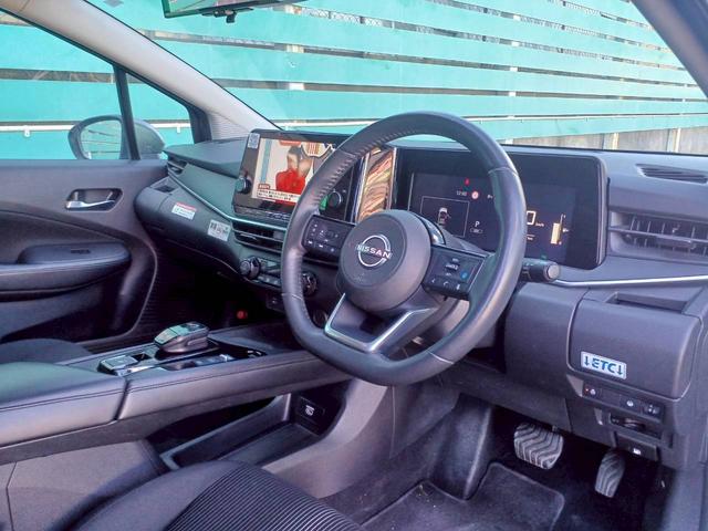 ノート X FOUR ハイブリッド4WD/プロパイロット/メーカー純正コネクトナビ/フルセグTV/全方位カメラ/デジタルインナーミラー/ワイヤレス充電/シートヒーター/ステアリングヒーター/ETC/USB/車検整備付き(36枚目)