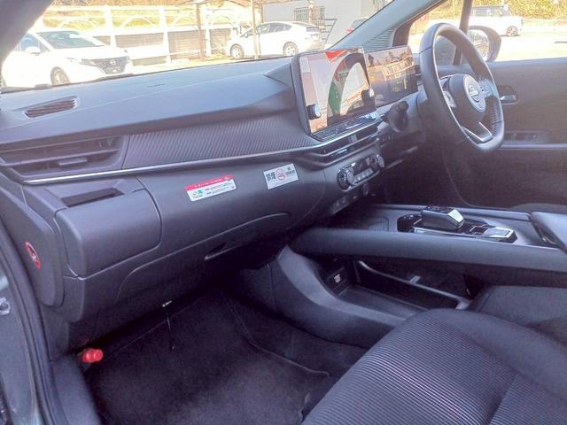 ノート X FOUR ハイブリッド4WD/プロパイロット/メーカー純正コネクトナビ/フルセグTV/全方位カメラ/デジタルインナーミラー/ワイヤレス充電/シートヒーター/ステアリングヒーター/ETC/USB/車検整備付き(42枚目)