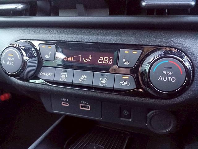 ノート X FOUR ハイブリッド4WD/プロパイロット/メーカー純正コネクトナビ/フルセグTV/全方位カメラ/デジタルインナーミラー/ワイヤレス充電/シートヒーター/ステアリングヒーター/ETC/USB/車検整備付き(10枚目)