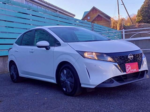 ノート X FOUR ハイブリッド4WD/プロパイロット/メーカー純正コネクトナビ/フルセグTV/全方位カメラ/デジタルインナーミラー/ワイヤレス充電/シートヒーター/ステアリングヒーター/ETC/USB/車検整備付き(20枚目)