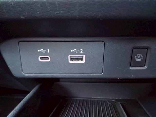 ノート X FOUR ハイブリッド4WD/プロパイロット/メーカー純正コネクトナビ/フルセグTV/全方位カメラ/デジタルインナーミラー/ワイヤレス充電/シートヒーター/ステアリングヒーター/ETC/USB/車検整備付き(30枚目)