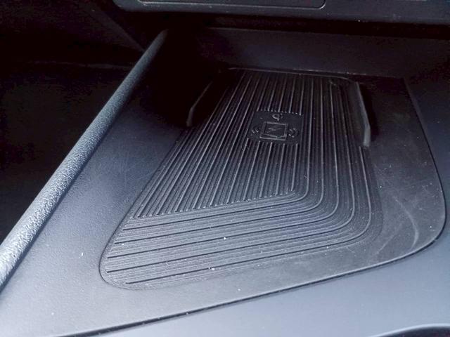 ノート X FOUR ハイブリッド4WD/プロパイロット/メーカー純正コネクトナビ/フルセグTV/全方位カメラ/デジタルインナーミラー/ワイヤレス充電/シートヒーター/ステアリングヒーター/ETC/USB/車検整備付き(31枚目)