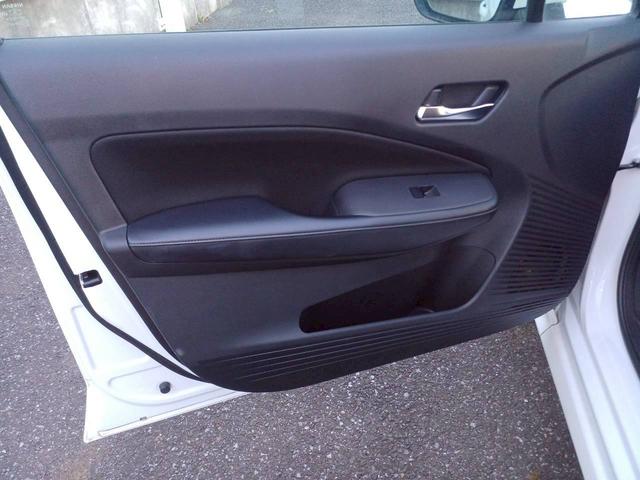 ノート X FOUR ハイブリッド4WD/プロパイロット/メーカー純正コネクトナビ/フルセグTV/全方位カメラ/デジタルインナーミラー/ワイヤレス充電/シートヒーター/ステアリングヒーター/ETC/USB/車検整備付き(44枚目)