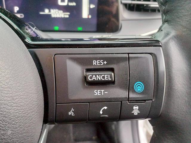 ノート X FOUR ハイブリッド4WD/プロパイロット/メーカー純正コネクトナビ/フルセグTV/全方位カメラ/デジタルインナーミラー/ワイヤレス充電/ETC/シートヒーター/ステアリングヒーター/エマージェンシーブレーキ(8枚目)