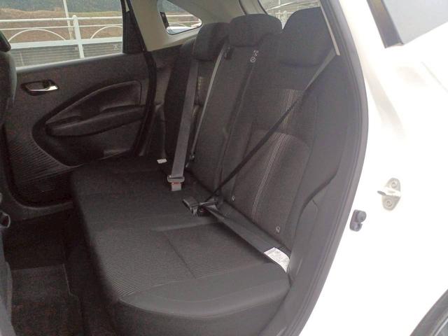 ノート X FOUR ハイブリッド4WD/プロパイロット/メーカー純正コネクトナビ/フルセグTV/全方位カメラ/デジタルインナーミラー/ワイヤレス充電/ETC/シートヒーター/ステアリングヒーター/エマージェンシーブレーキ(17枚目)