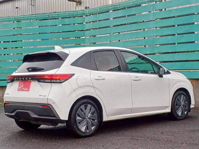 ノート X FOUR ハイブリッド4WD/プロパイロット/メーカー純正コネクトナビ/フルセグTV/全方位カメラ/デジタルインナーミラー/ワイヤレス充電/ETC/シートヒーター/ステアリングヒーター/エマージェンシーブレーキ(18枚目)