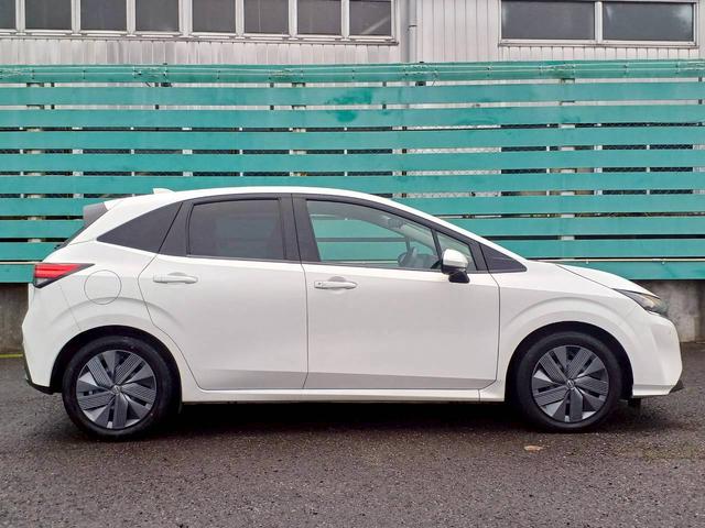 ノート X FOUR ハイブリッド4WD/プロパイロット/メーカー純正コネクトナビ/フルセグTV/全方位カメラ/デジタルインナーミラー/ワイヤレス充電/ETC/シートヒーター/ステアリングヒーター/エマージェンシーブレーキ(21枚目)