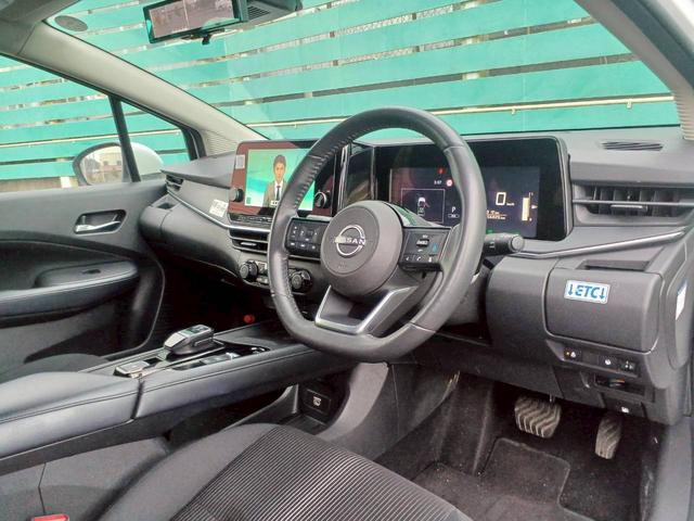 ノート X FOUR ハイブリッド4WD/プロパイロット/メーカー純正コネクトナビ/フルセグTV/全方位カメラ/デジタルインナーミラー/ワイヤレス充電/ETC/シートヒーター/ステアリングヒーター/エマージェンシーブレーキ(31枚目)