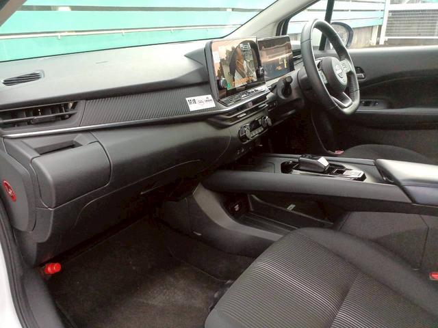 ノート X FOUR ハイブリッド4WD/プロパイロット/メーカー純正コネクトナビ/フルセグTV/全方位カメラ/デジタルインナーミラー/ワイヤレス充電/ETC/シートヒーター/ステアリングヒーター/エマージェンシーブレーキ(33枚目)