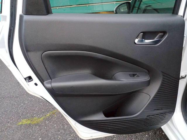 ノート X FOUR ハイブリッド4WD/プロパイロット/メーカー純正コネクトナビ/フルセグTV/全方位カメラ/デジタルインナーミラー/ワイヤレス充電/ETC/シートヒーター/ステアリングヒーター/エマージェンシーブレーキ(41枚目)