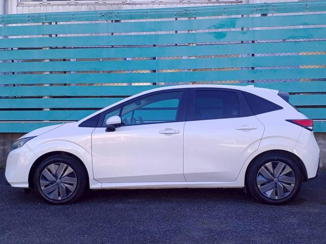 ノート X FOUR ハイブリッド4WD/プロパイロット/メーカー純正コネクトナビ/フルセグTV/全方位カメラ/デジタルインナーミラー/ワイヤレス充電/シートヒーター/ステアリングヒーター/ETC/USB/車検整備付き(19枚目)